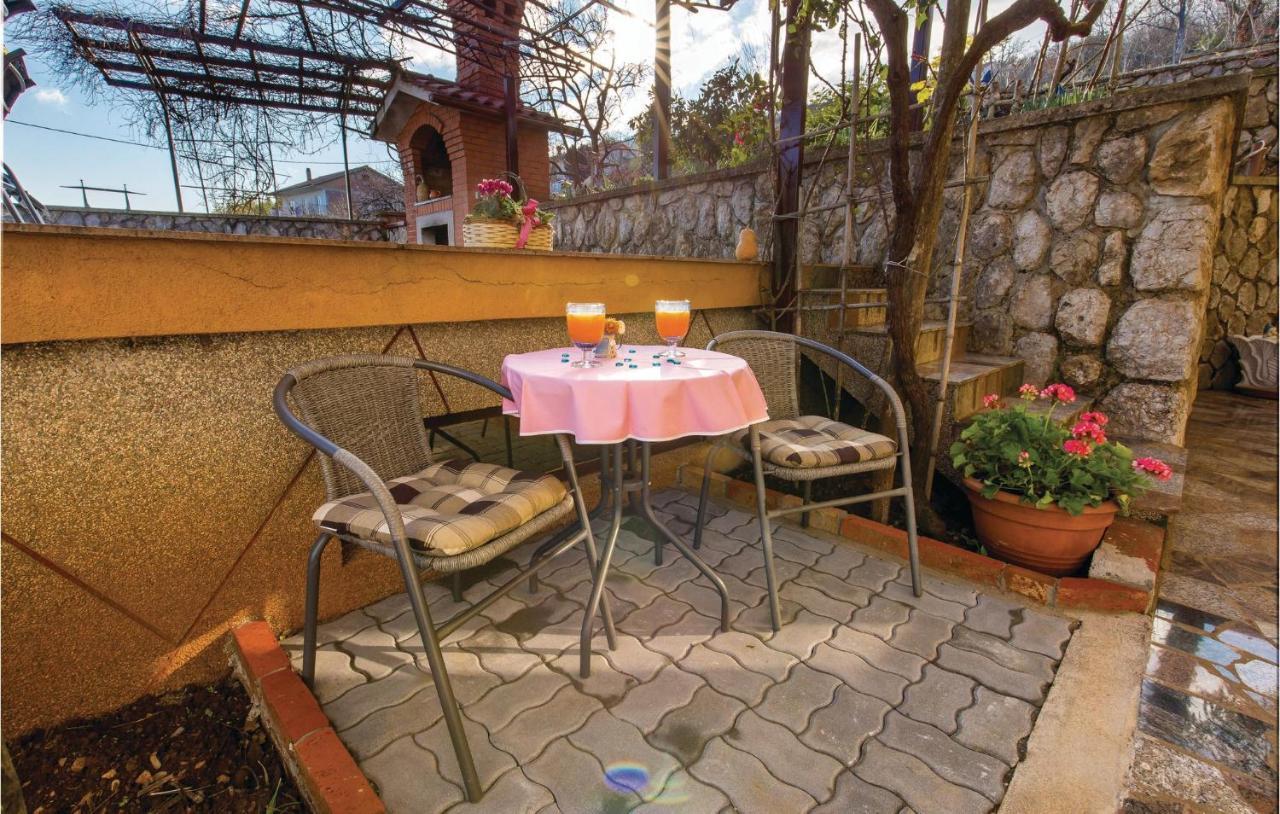 Cozy Apartment In Lovran With Kitchen ภายนอก รูปภาพ